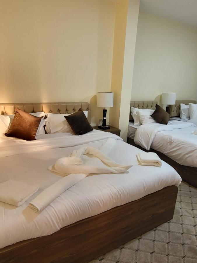 Petra Hills House Hostel Вади Муса Екстериор снимка