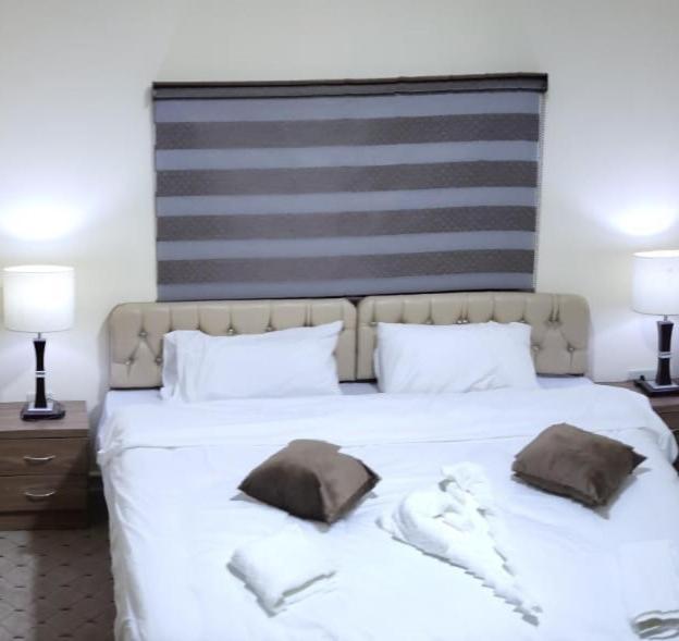 Petra Hills House Hostel Вади Муса Екстериор снимка