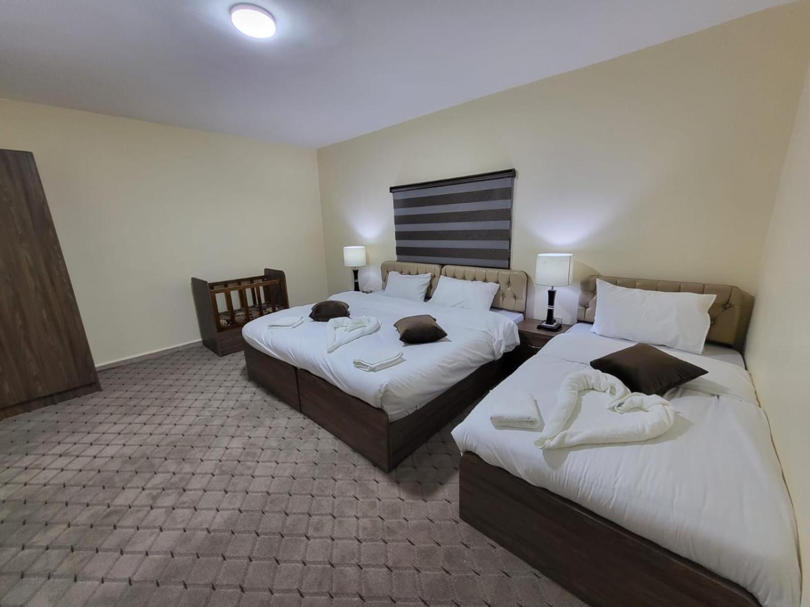Petra Hills House Hostel Вади Муса Екстериор снимка