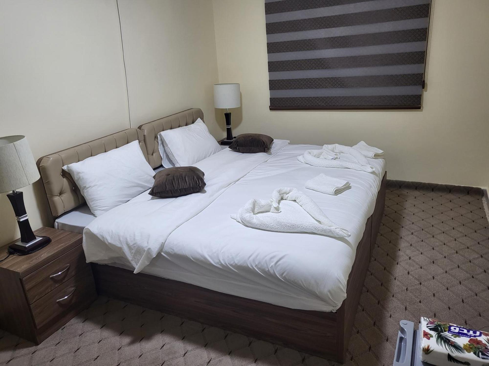 Petra Hills House Hostel Вади Муса Стая снимка